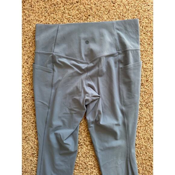 Athleta Salutation Stash Pocket II 7/8 Tight, size Large, Light Blue/Green - Picture 8 of 9
